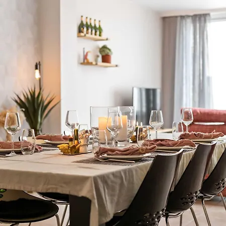 Huswell - Spacious House With 3 Terraces Сasa de vacaciones Nieuwpoort