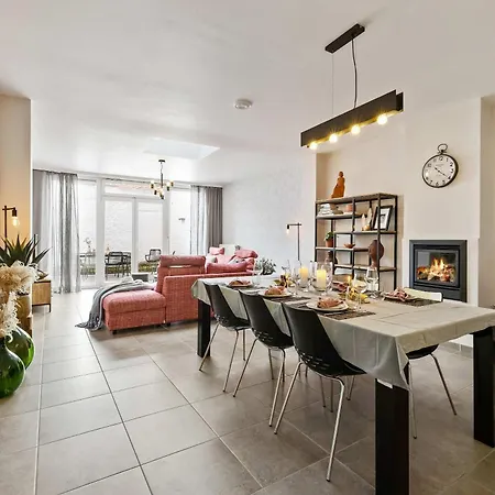 Huswell - Spacious House With 3 Terraces