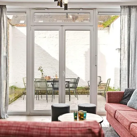 Huswell - Spacious House With 3 Terraces