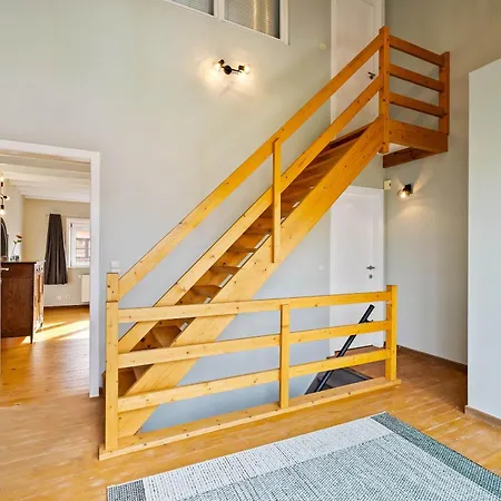 Huswell - Spacious House With 3 Terraces