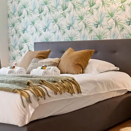 Сasa de vacaciones Huswell - Spacious House With 3 Terraces