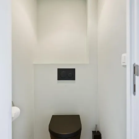 Huswell - Spacious House With 3 Terraces Сasa de vacaciones *